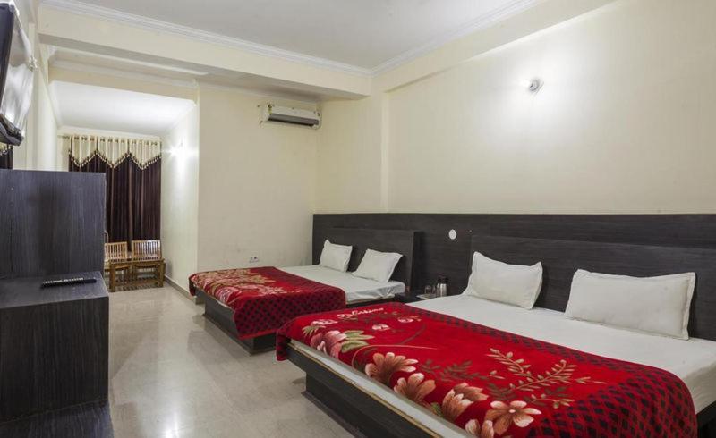 Hotel Devi Mahal Katra  Ngoại thất bức ảnh