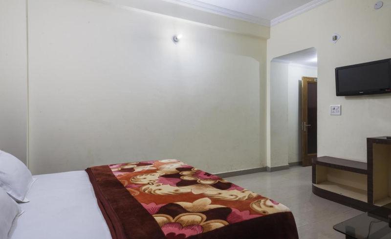 Hotel Devi Mahal Katra  Ngoại thất bức ảnh
